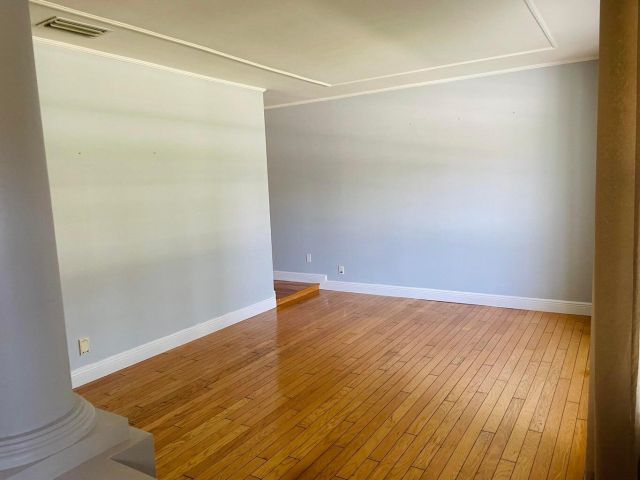 Дом в аренду по адресу 1775 SW 8th Street - фото 6503912