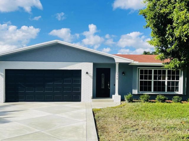 Дом в аренду по адресу 1775 SW 8th Street - фото 6503917