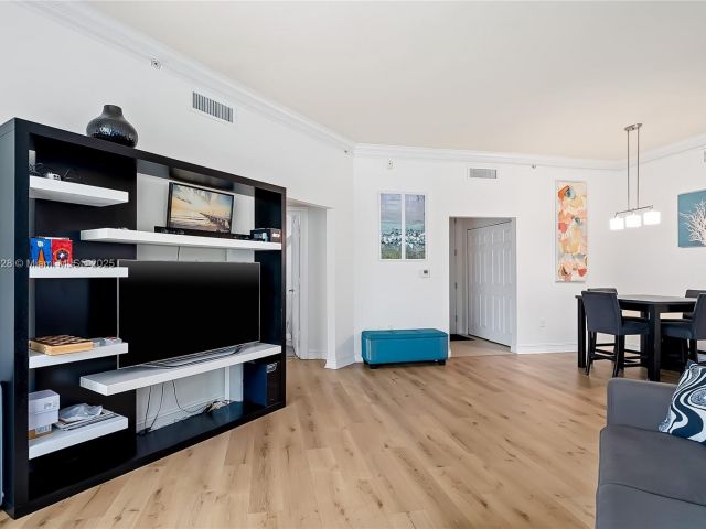 Продажа квартиры #135 - фото 7454525