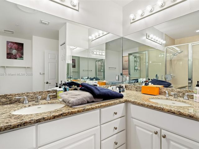 Продажа квартиры #135 - фото 7454535