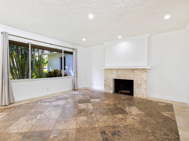 Дом в аренду по адресу 247 Plymouth Road - фото 6506384