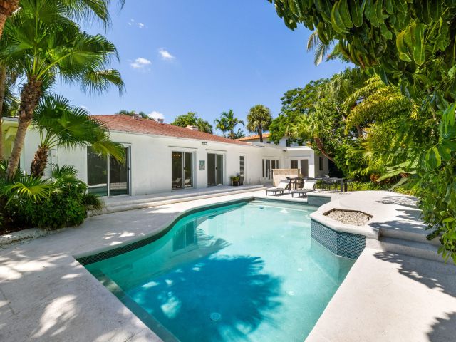 Дом в аренду по адресу 247 Plymouth Road - фото 6506390