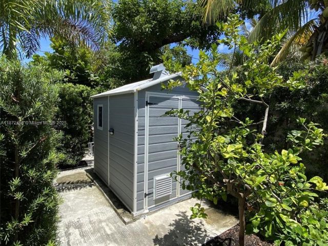 Продажа дома по адресу 343 S 190th St - фото 6537347