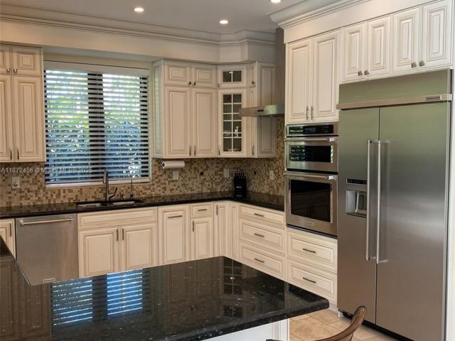 Продажа дома по адресу 343 S 190th St - фото 6537350