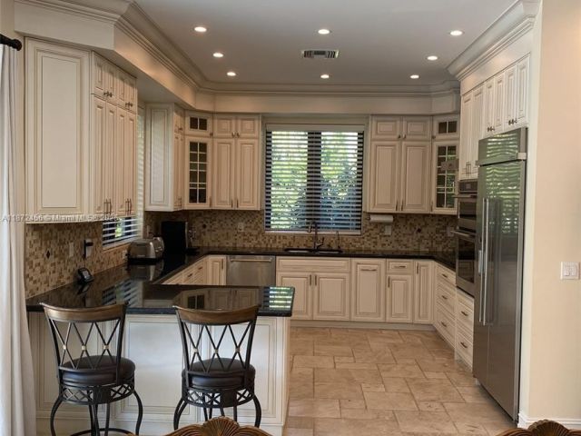 Продажа дома по адресу 343 S 190th St - фото 6537351