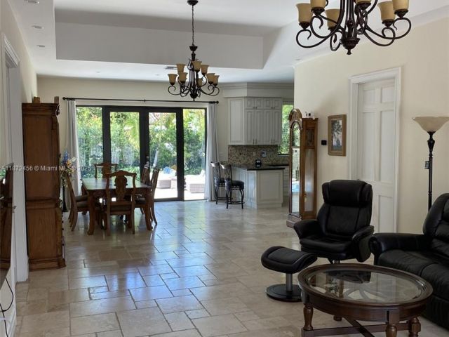 Продажа дома по адресу 343 S 190th St - фото 6537353