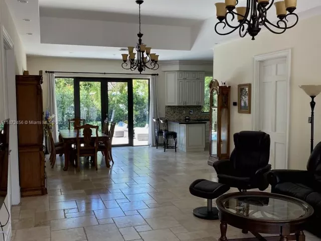 Продажа дома по адресу 343 S 190th St - фото 6537353