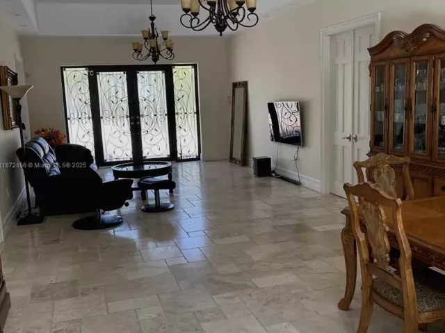 Продажа дома по адресу 343 S 190th St - фото 6537354