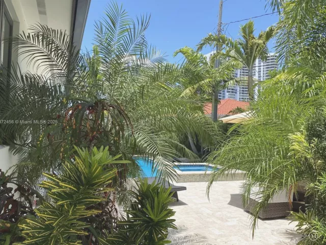 Продажа дома по адресу 343 S 190th St - фото 6537356