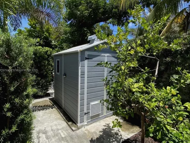 Продажа дома по адресу 343 S 190th St - фото 6537347