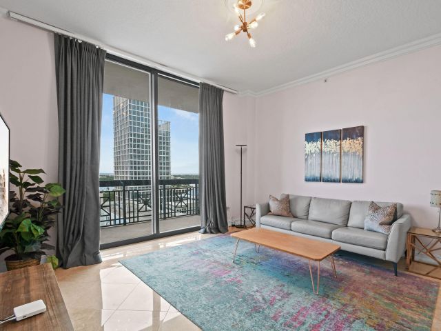 Квартира в аренду номер818 - фото 6513477