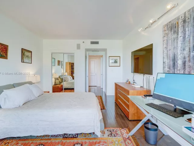 Продажа квартиры #710 - фото 6501648