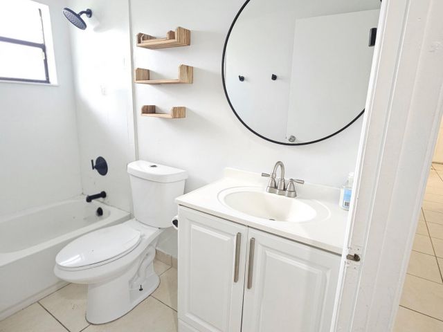 Дом в аренду по адресу 297 NW 1 Avenue NW - фото 6549261