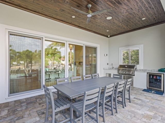 Продажа дома по адресу 917 Tropic Boulevard - фото 6513526