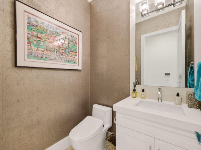 Продажа дома по адресу 917 Tropic Boulevard - фото 6513537