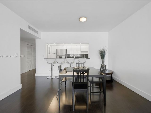 Продажа квартиры #1414 - фото 6501754