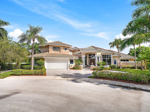 Продажа дома по адресу 8470 Egret Lakes Lane - фото 6503303