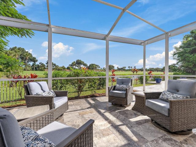 Продажа дома по адресу 8470 Egret Lakes Lane - фото 6642424