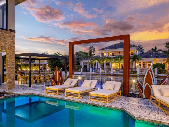 Продажа дома по адресу 839 NE Bay Isle Drive - фото 6694871