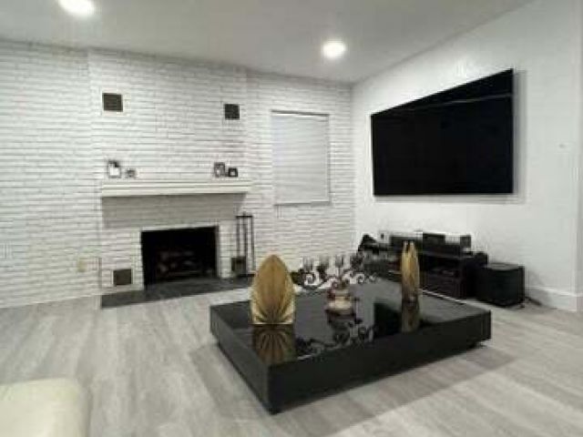 Дом в аренду по адресу 291 E Boca Raton Road - фото 6503554