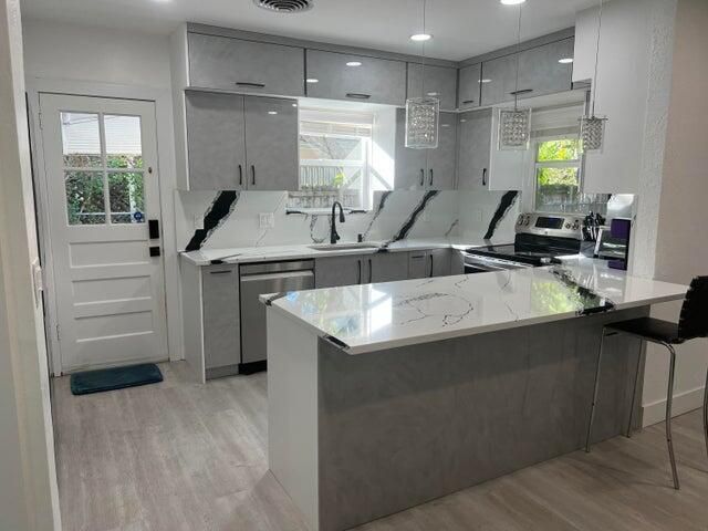 Дом в аренду по адресу 291 E Boca Raton Road - фото 6503558