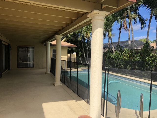 Дом в аренду по адресу 17740 Briar Patch Trail - фото 6566652