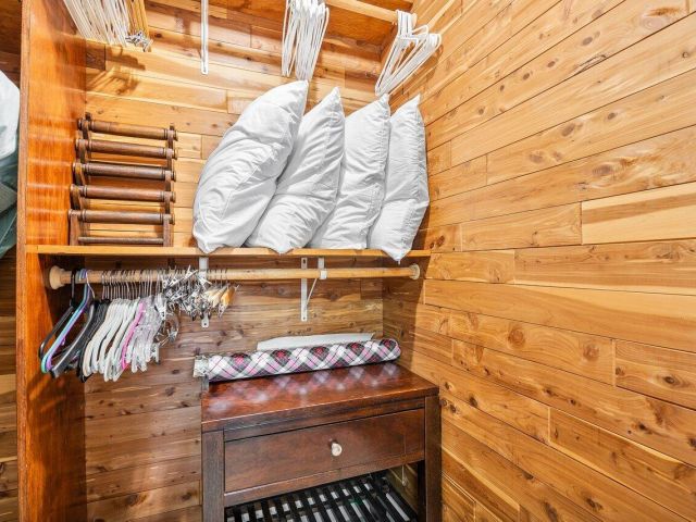 Продажа дома по адресу 401 SE 14th Avenue - фото 6510866