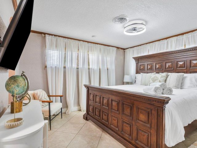 Продажа дома по адресу 401 SE 14th Avenue - фото 6510869