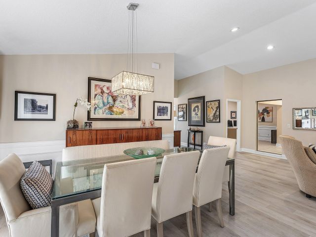 Продажа дома по адресу 21380 Bridge View Drive - фото 6503641