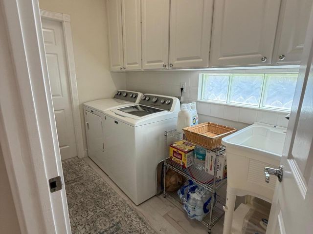 Продажа дома по адресу 2643 Irma Lake Drive - фото 6813961