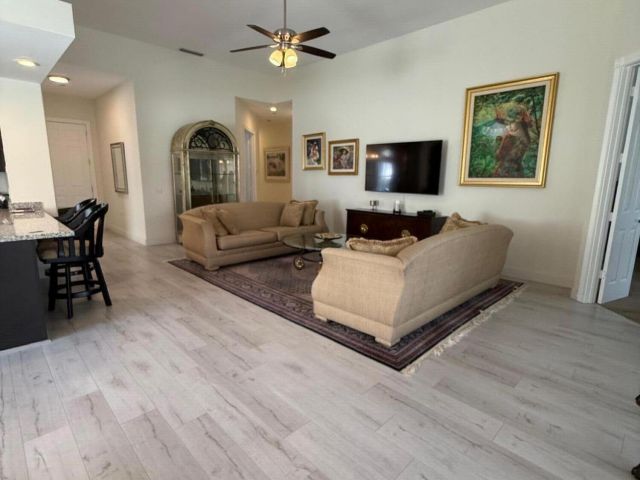 Продажа дома по адресу 2643 Irma Lake Drive - фото 6813967