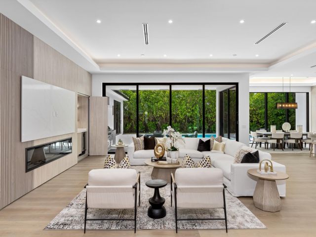 Продажа дома по адресу 212 NW 18th Street - фото 6532729