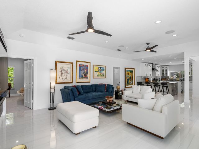 Продажа дома по адресу 2701 Tecumseh Drive - фото 6513990