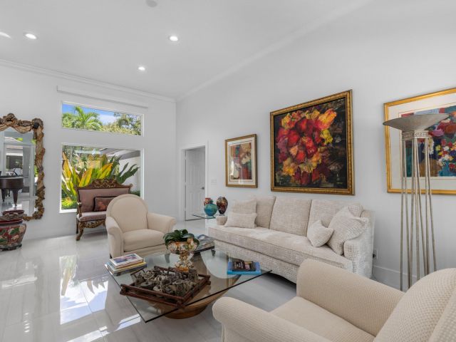 Продажа дома по адресу 2701 Tecumseh Drive - фото 6513999