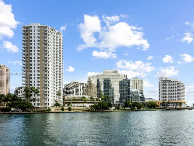 Продажа квартиры #1106 - фото 6508983