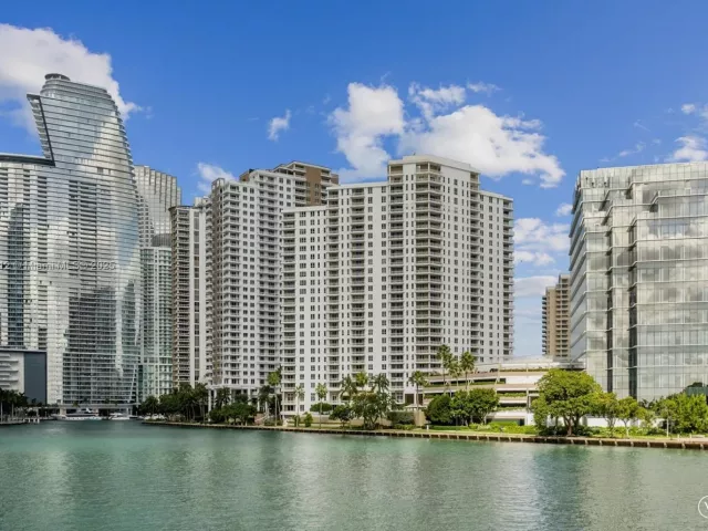 Продажа квартиры #1106 - фото 6508985