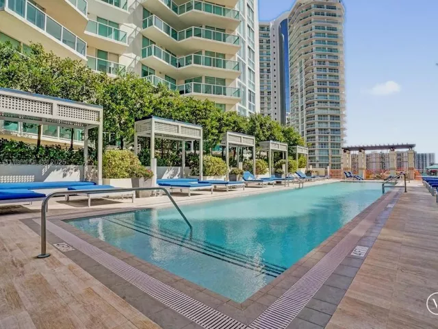 Продажа квартиры #1-1606 - фото 6508304