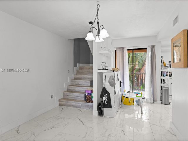 Продажа дома по адресу 949 SW 113th Ter - фото 7430364