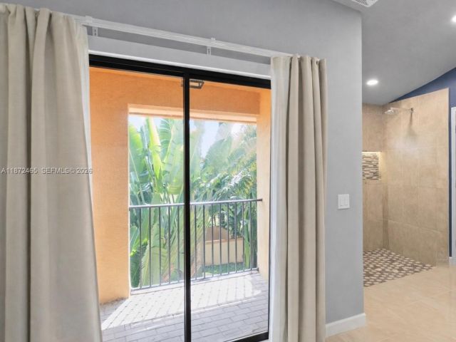 Продажа дома по адресу 949 SW 113th Ter - фото 7430377