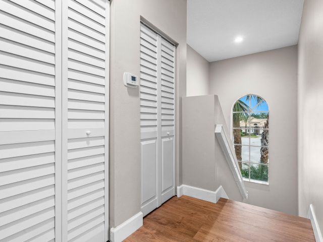 Продажа дома по адресу 2435 Curley Cut - фото 6545122