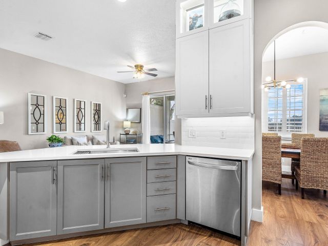 Продажа дома по адресу 2435 Curley Cut - фото 6545124