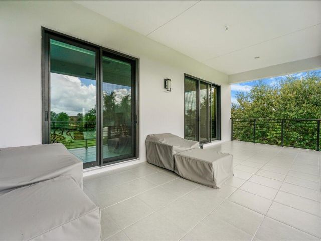 Дом в аренду по адресу 9093 Chauvet Way - фото 6514216