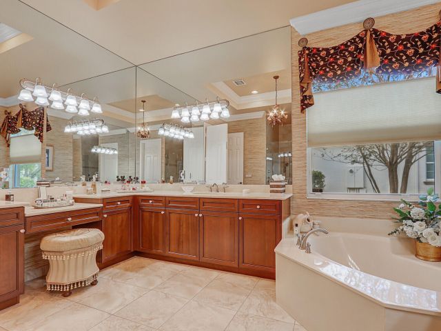 Продажа дома по адресу 11098 Lynwood Palm Way - фото 6514028