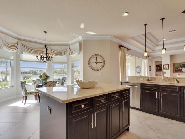 Продажа дома по адресу 11098 Lynwood Palm Way - фото 6514033