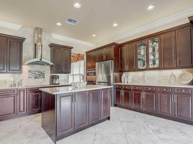 Продажа дома по адресу 11098 Lynwood Palm Way - фото 6514035