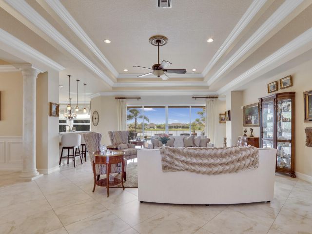 Продажа дома по адресу 11098 Lynwood Palm Way - фото 6514040