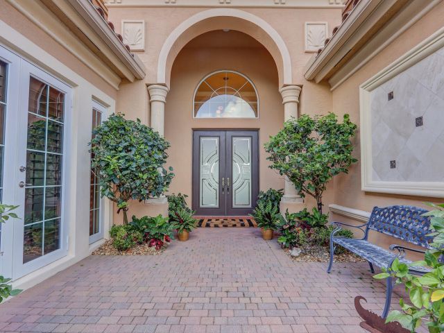 Продажа дома по адресу 11098 Lynwood Palm Way - фото 6514044