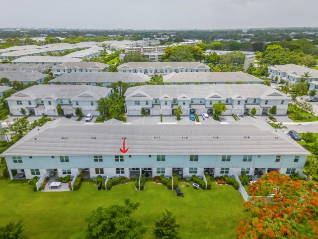 Дом в аренду по адресу 1857 Spoonbill Court - фото 6510464