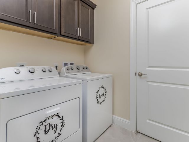 Дом в аренду по адресу 1857 Spoonbill Court - фото 6510469