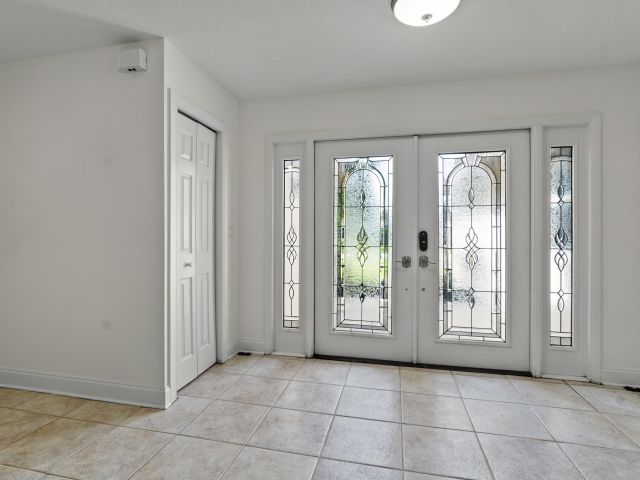 Дом в аренду по адресу 4545 Brandywine Drive - фото 6514128